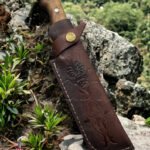 Hunting knife