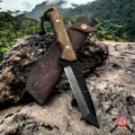 Hunting knife