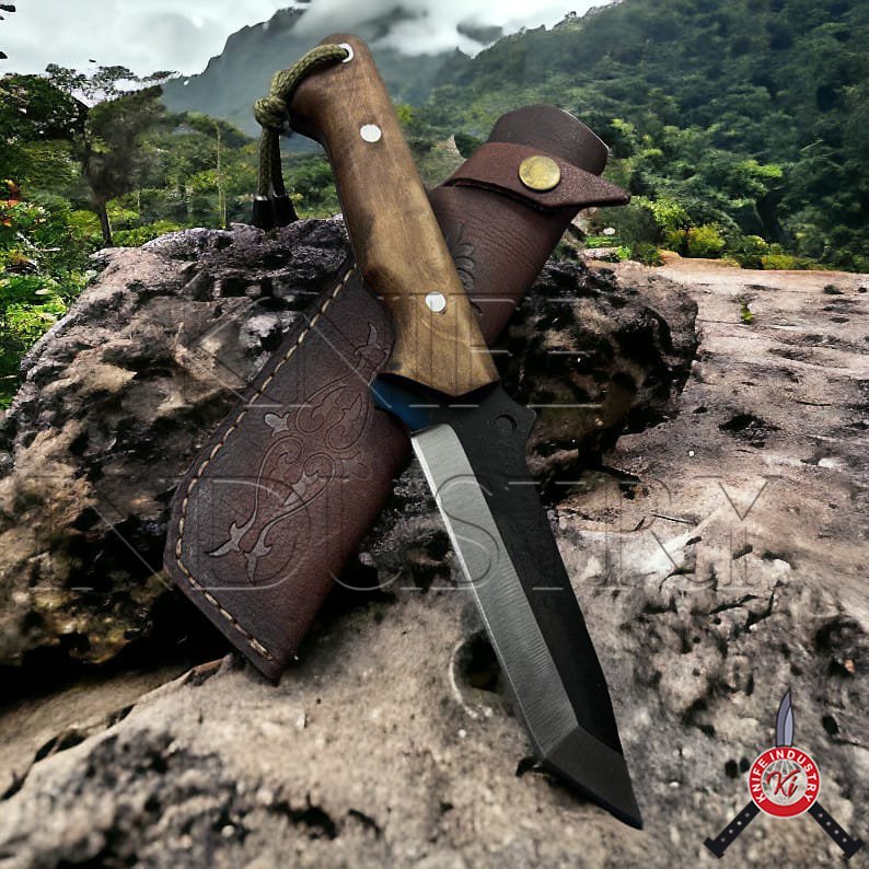 Hunting knife