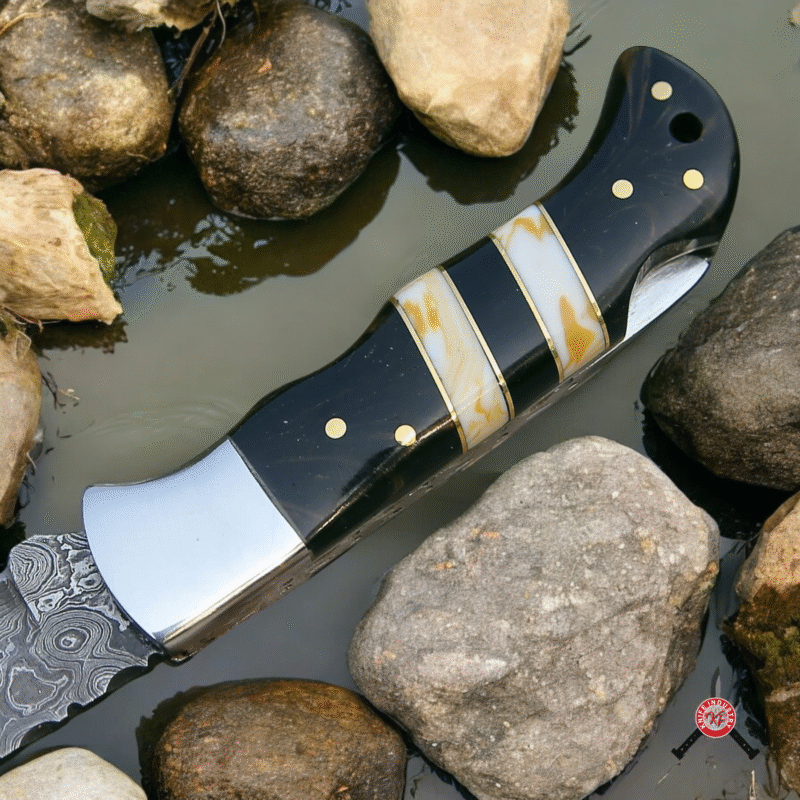 fOLDING KNIFE