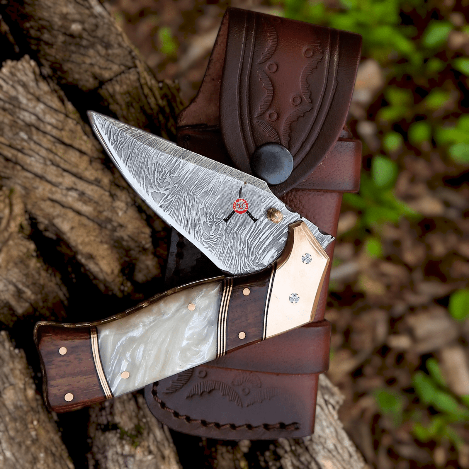 folding knife