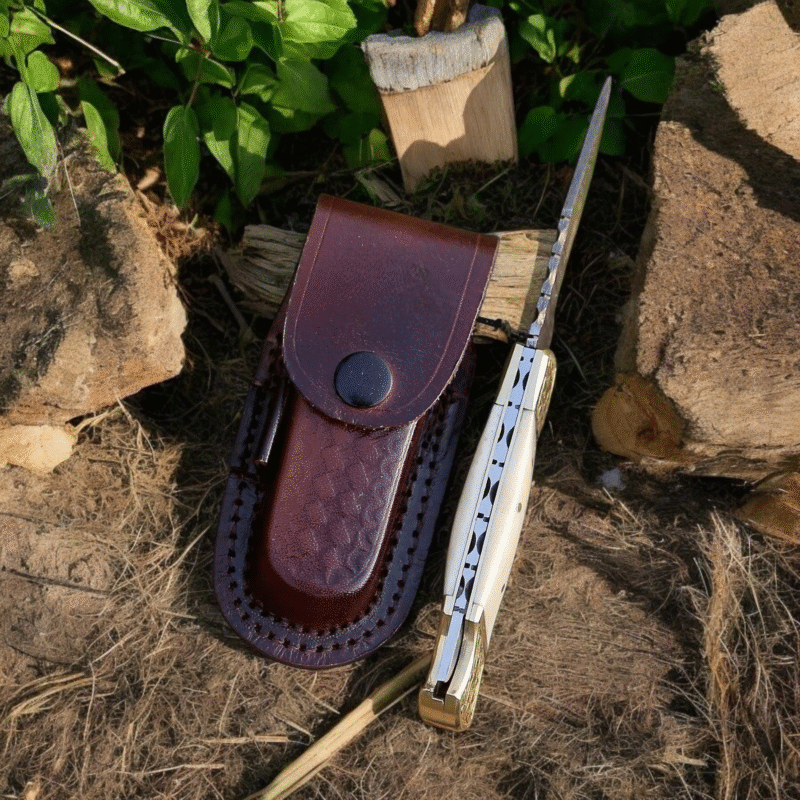 folding knife