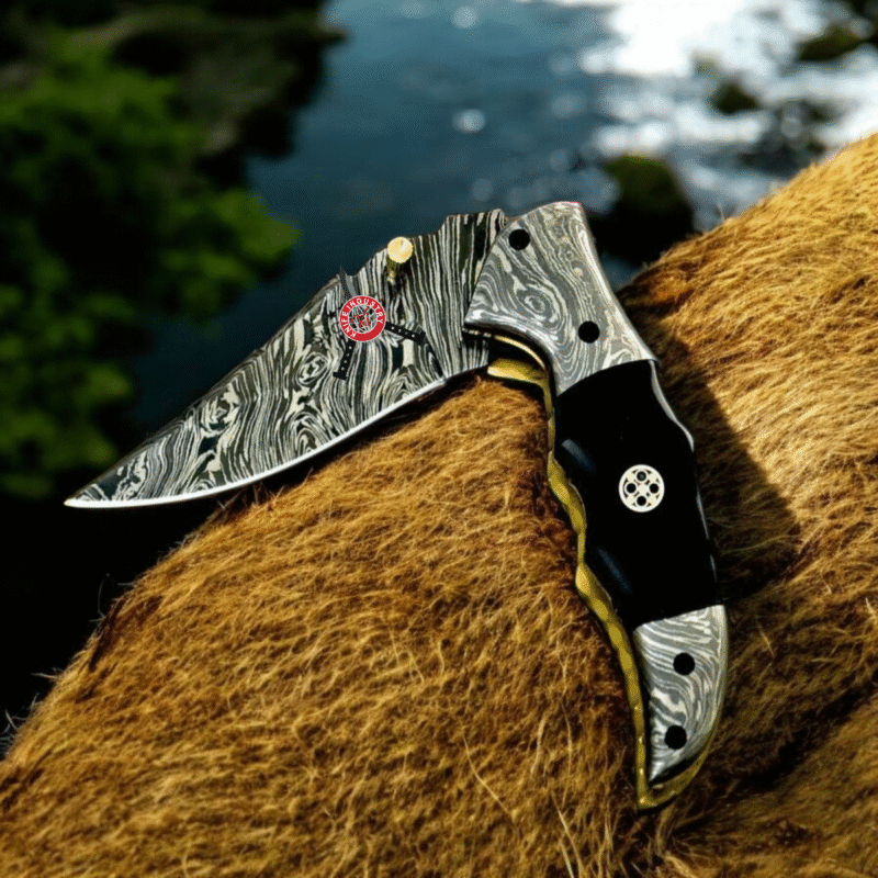folding knife