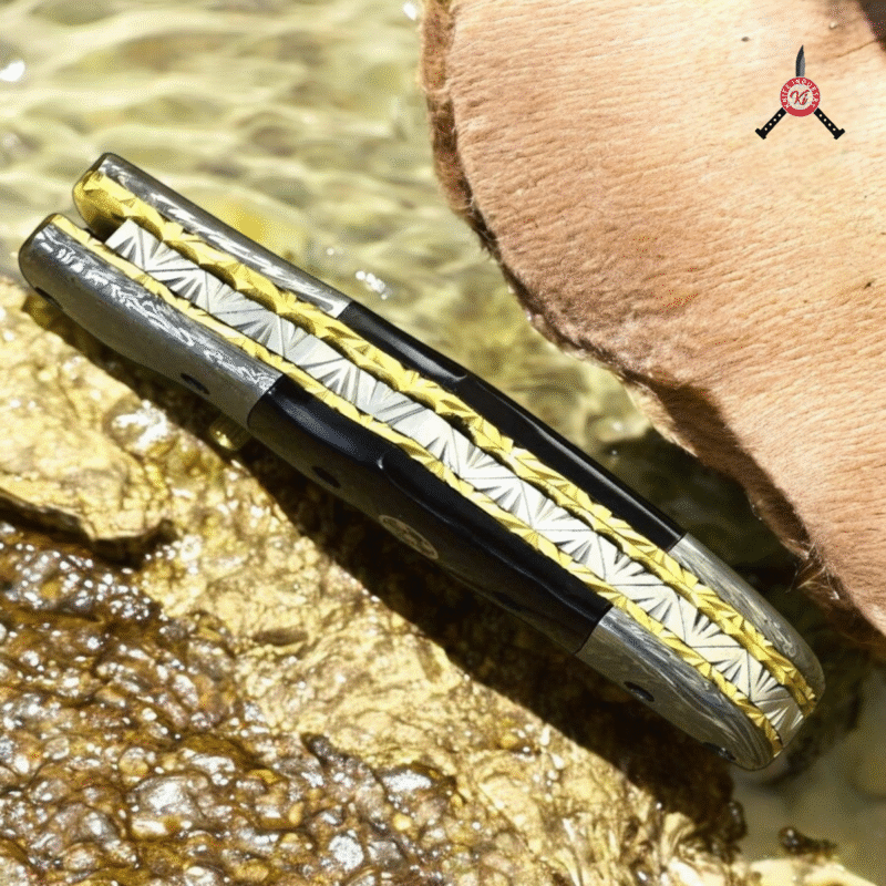 folding knife