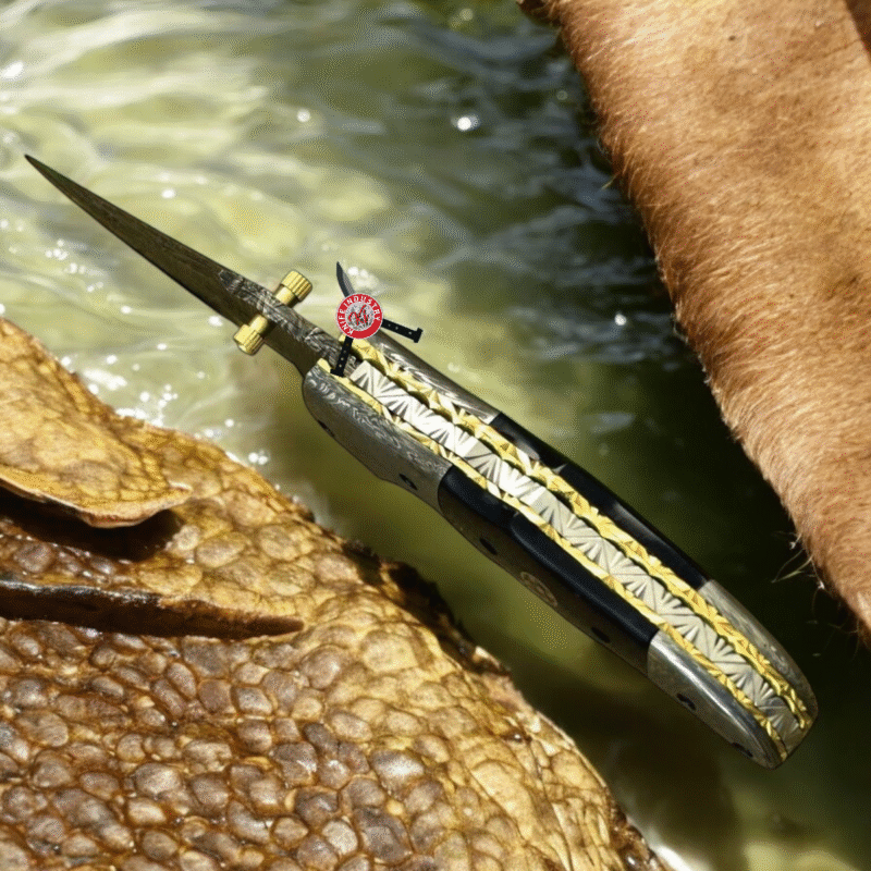 folding knife