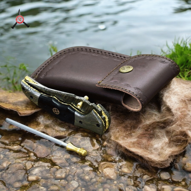 folding knife