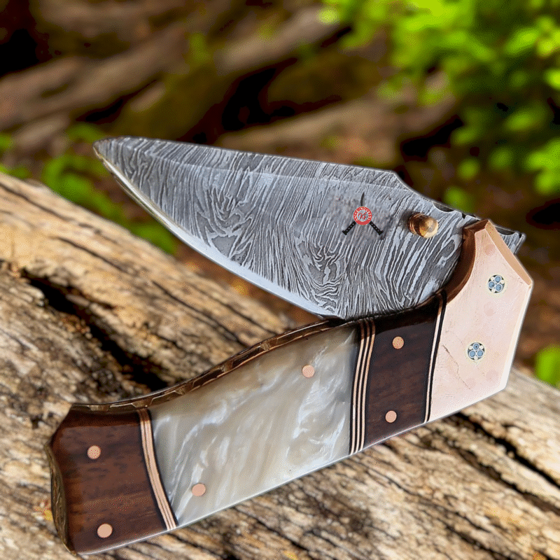 folding knife