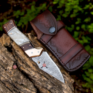 folding knife
