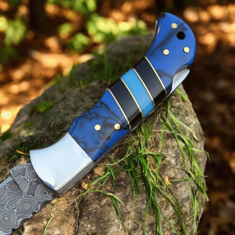 folding knife