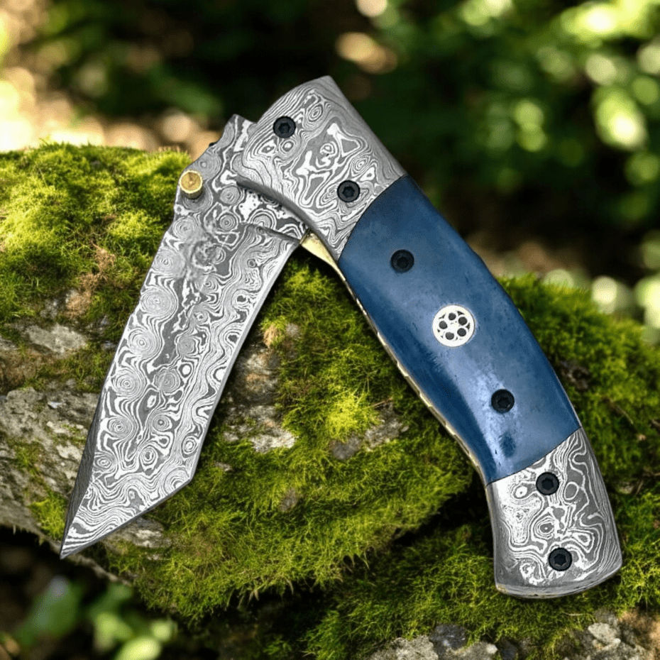 folding knife