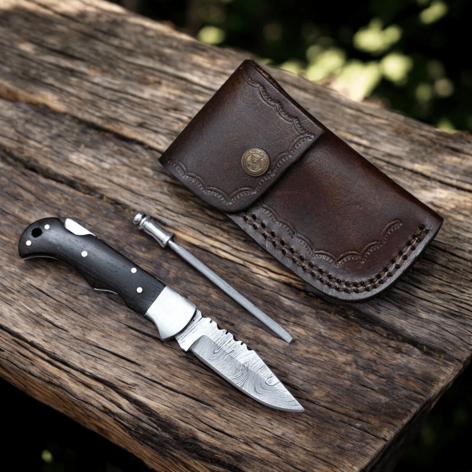 folding knife
