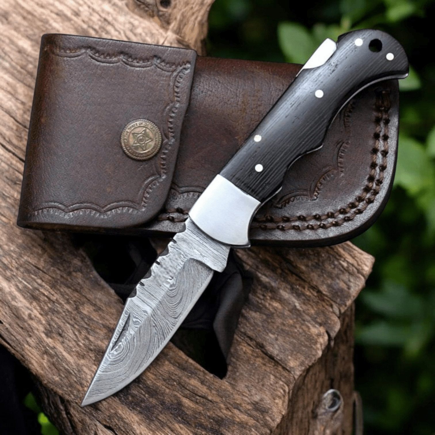 folding knife