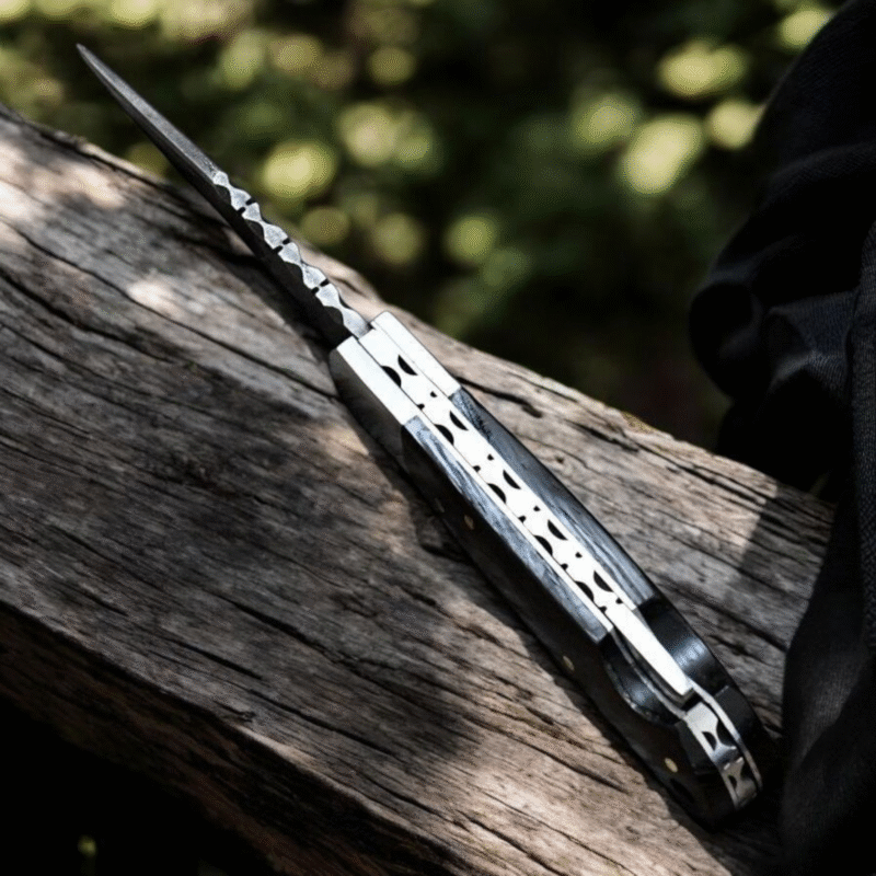 folding knife