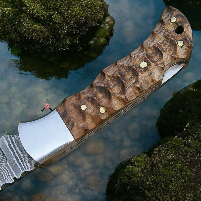 folding knife