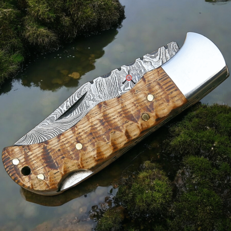 folding knife