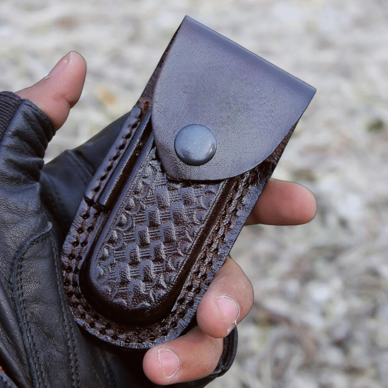 folding knife