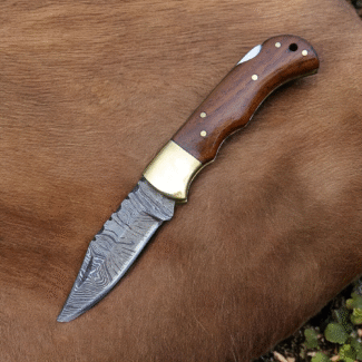 folding knife