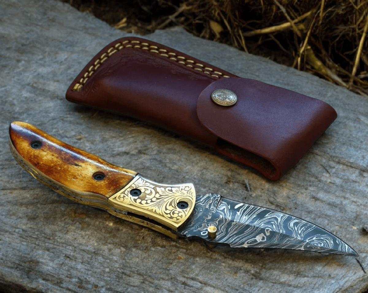 folding knife