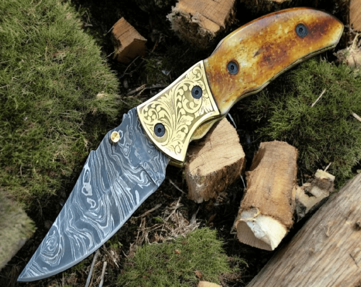 folding knife