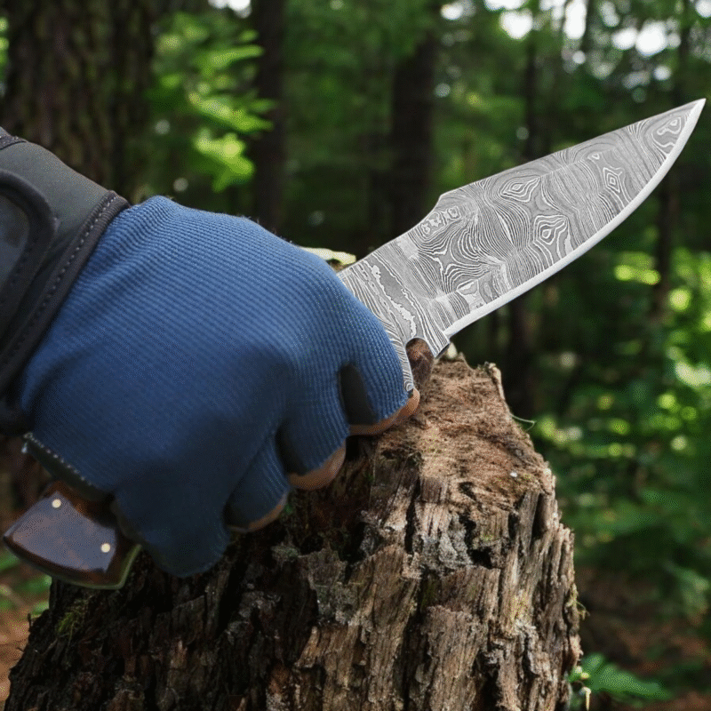 Hunting knife