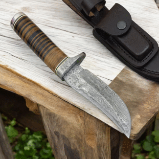 Hunting knife