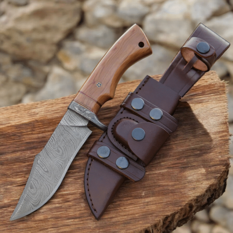 Hunting knife