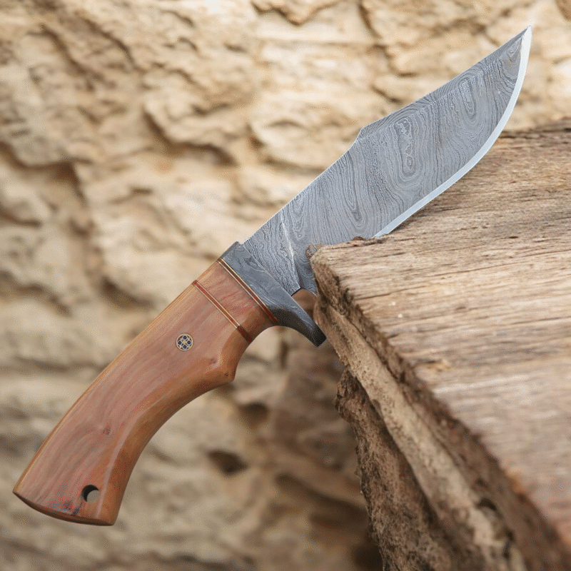 Hunting knife