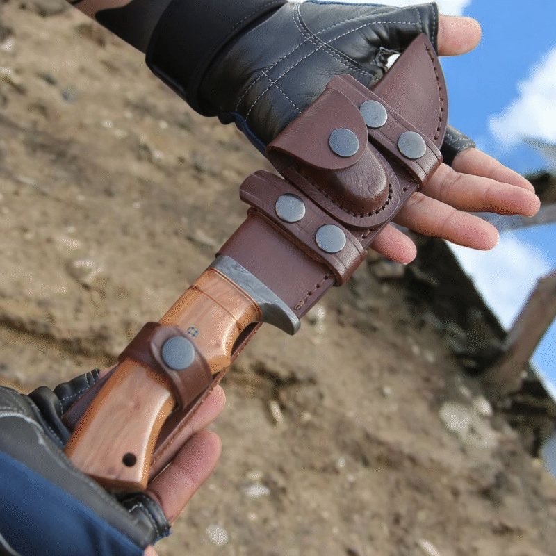 Hunting knife