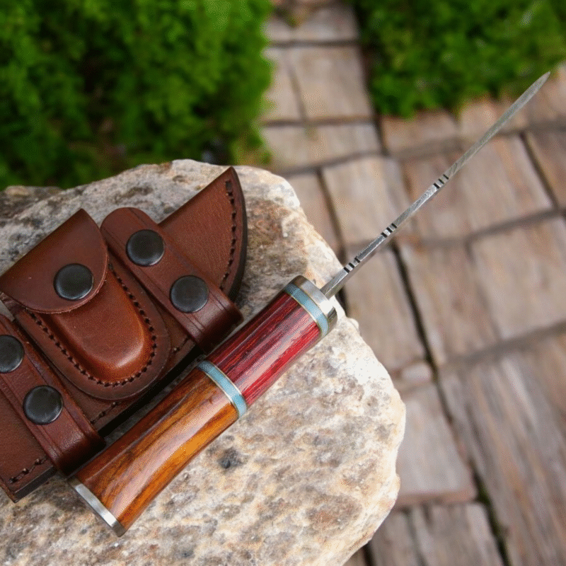 Hunting knife
