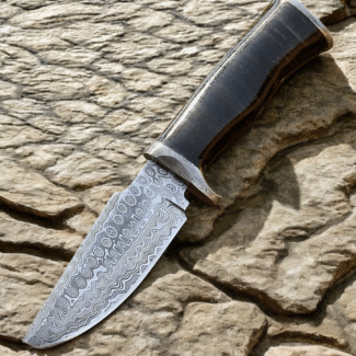 Hunting knife