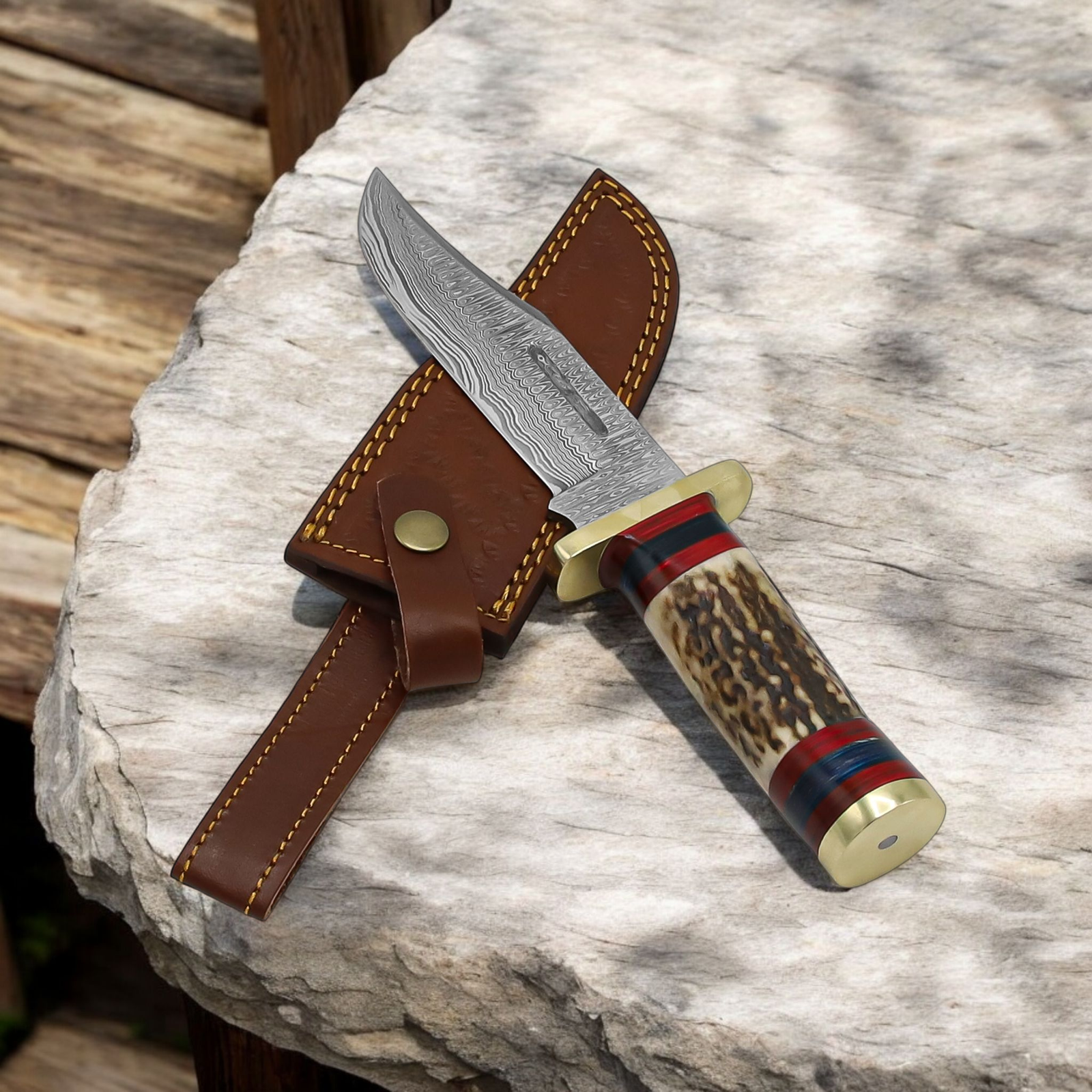 Decorative hunting knife with sheath