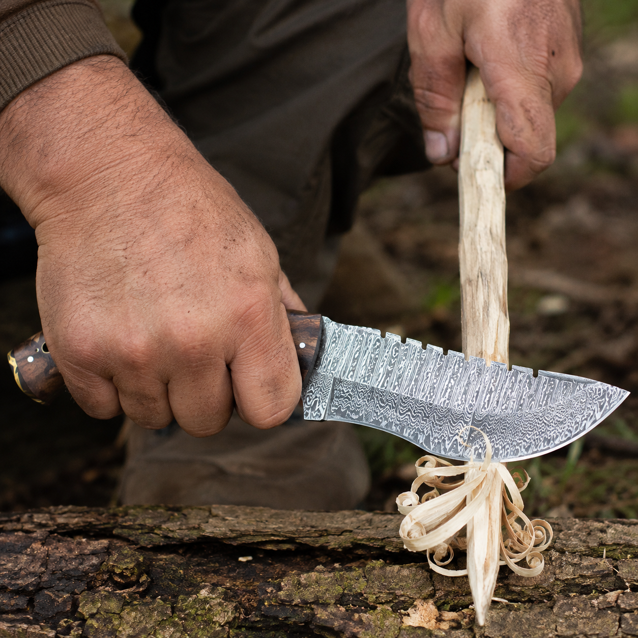 handmade Damascus tracker knife