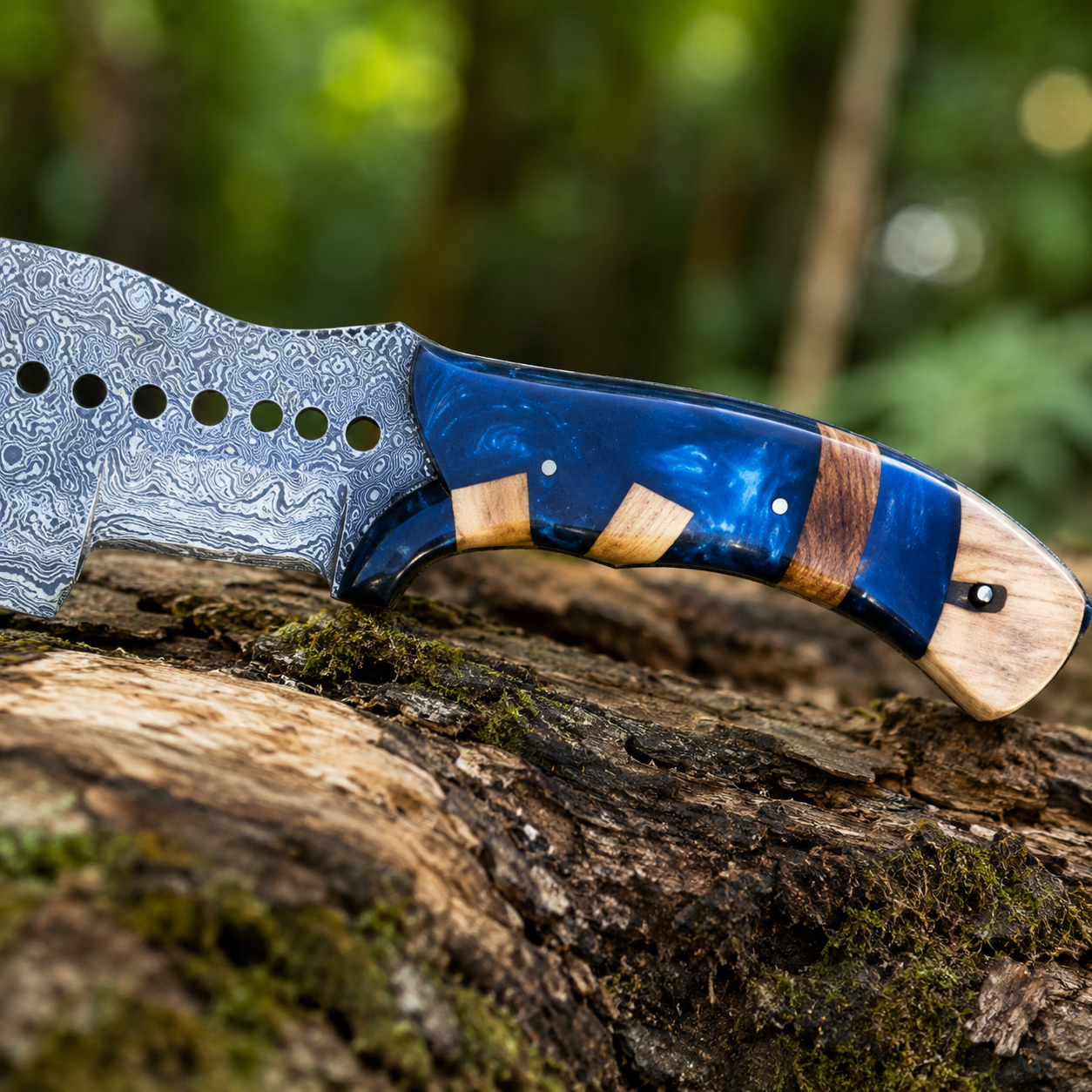 handmade tracker knife