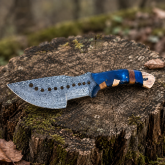 handmade damascus tracker knife