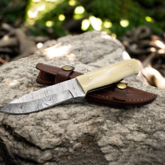 handmad damascus hunting knife