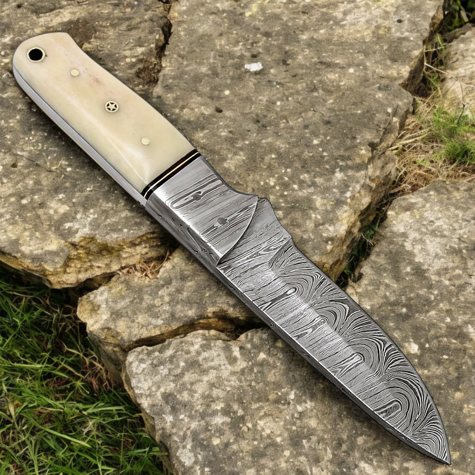 HANDMADE DAMASCUS HUNTING KNIFE (4)